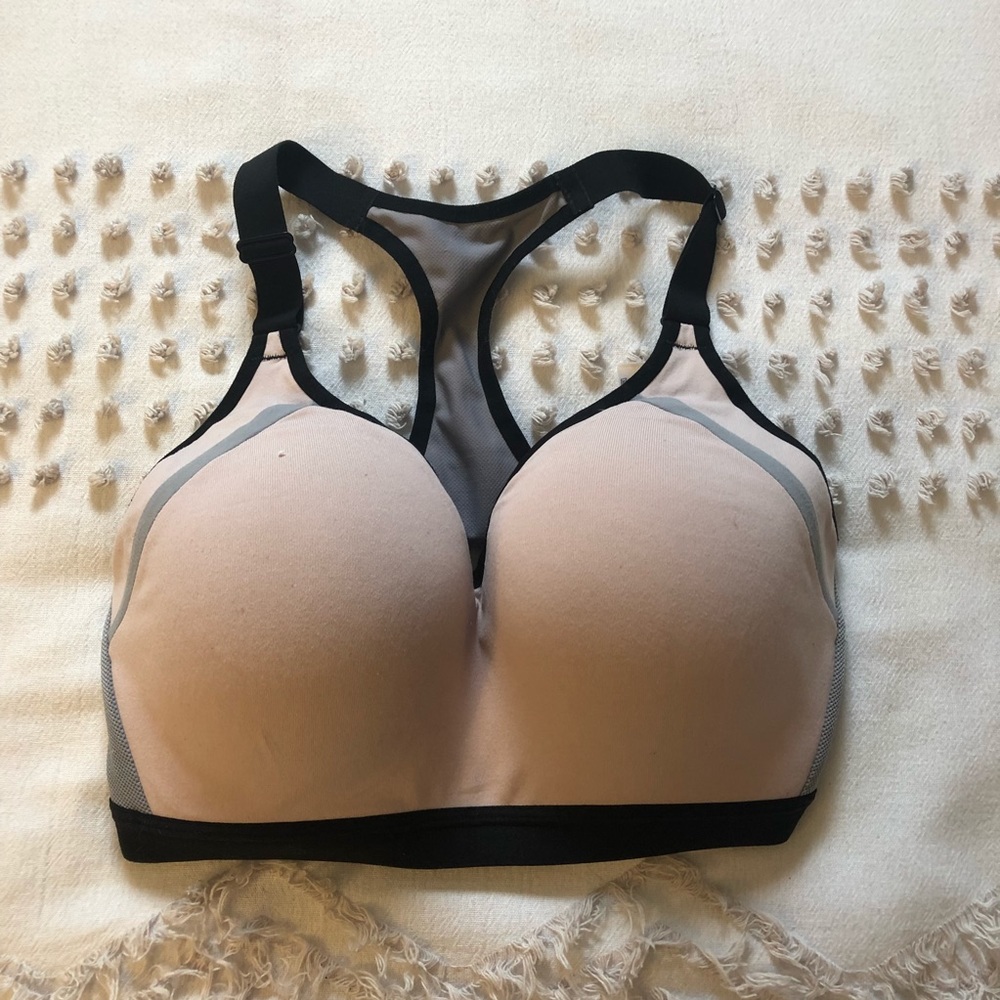 VS Sports bra